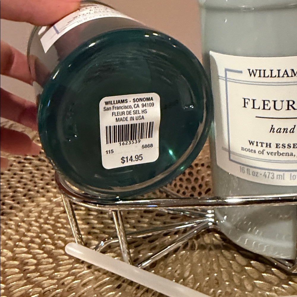 Williams Sonoma Fleur De Sel Hand Soap and Lotion Set with Silver Caddy - Picture 5 of 6